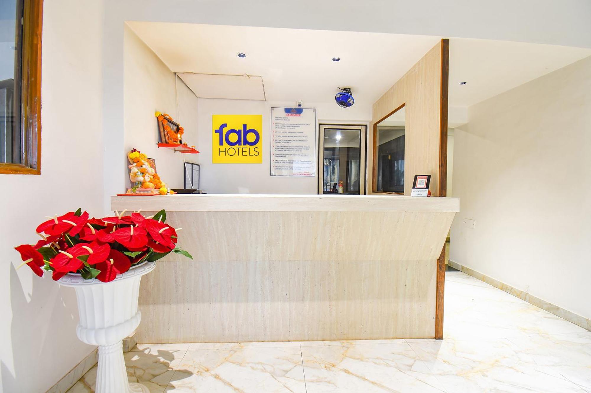 Fabhotel Prime Yash Residency - Nr Lonavala Railway Station Eksteriør bilde